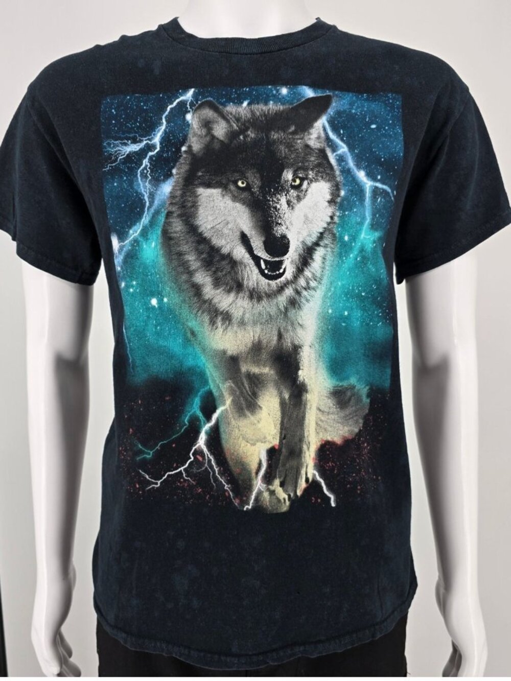 2010s Tony Hawk Black/Blue Mottled Wash Lightning Wolf T-Shirt (M) *Flaw